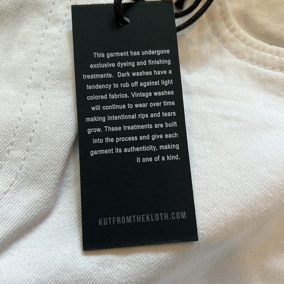 Kut from the Kloth Amy Mid Rise Crop Straight Leg - Picture 5 of 6